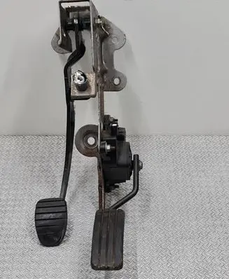 Renault Kangoo II Accelerator throttle pedal 8200436864 2463A 00150
