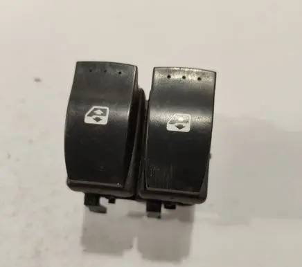 Renault Scenic II - Grand scenic II Electric window control switch 315042B