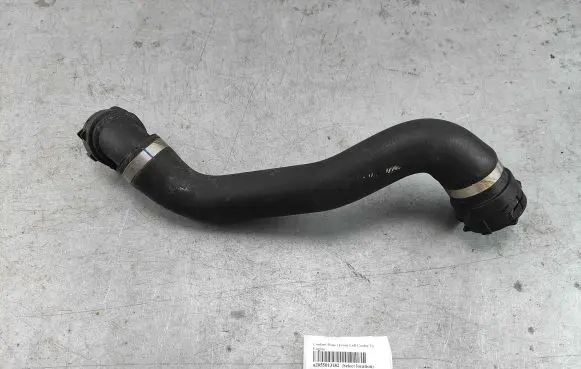 Mercedes-Benz C W205 Engine coolant pipe/hose a2055013182