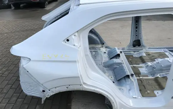 Honda e:Ny1 Rear quarter panel 
