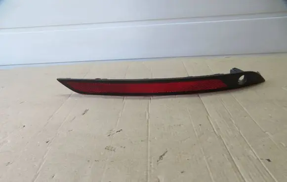 Volvo S60 Rear tail light reflector 32337875