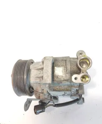 Subaru XV I Air conditioning (A/C) compressor (pump) 73111FJ020 2010002506 Z0014719A