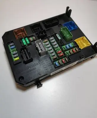 Peugeot 508 Fuse module 9665547480 BSIQ0300 S130121003