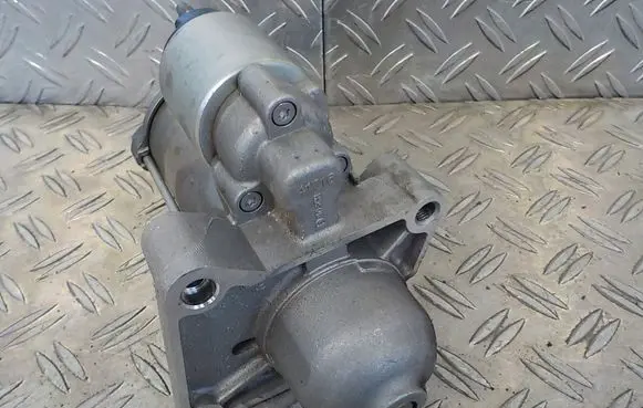 Peugeot 3008 II Starter motor 9830507480