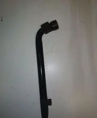 Ford Mondeo Mk III Wheel nut wrench 