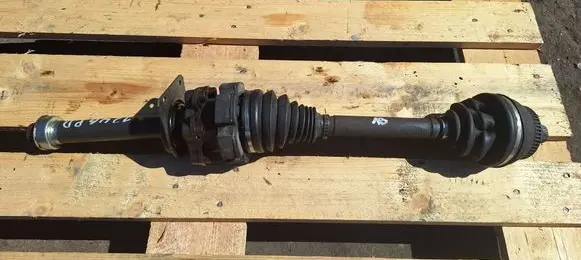 Seat Alhambra (Mk1) Front driveshaft 