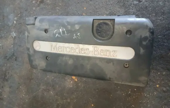 Mercedes-Benz E W211 Engine cover (trim) A6460100267