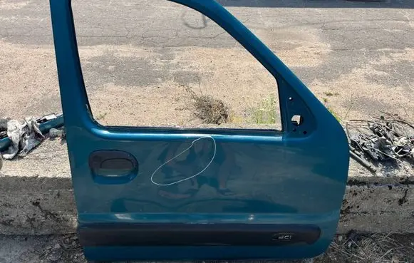 Renault Kangoo I Front door