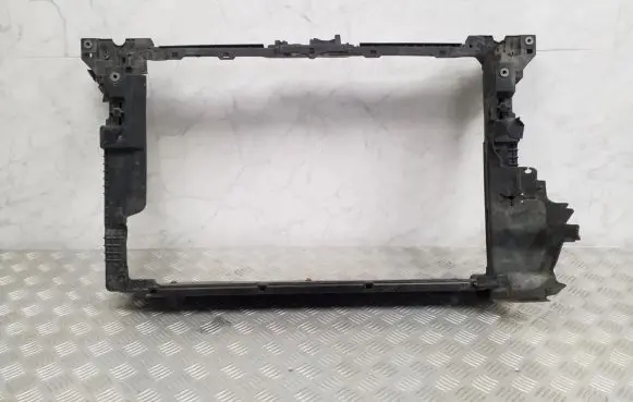 Volkswagen Polo VI Radiator support slam panel 2G0805588