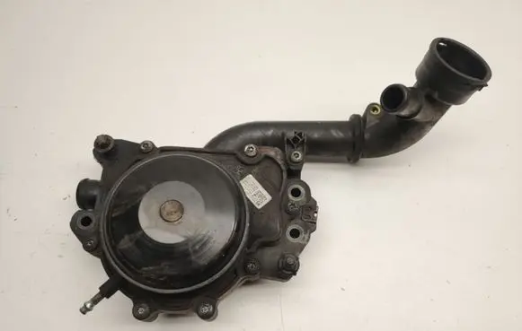 Mercedes-Benz C W204 Water pump A6512006801