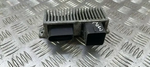 Nissan Juke I F15 Glow plug pre-heat relay 8200558438A