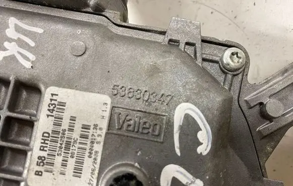 Citroen C4 I Picasso Wiper motor 53630347