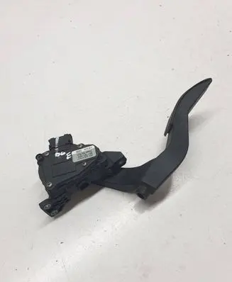 Audi A4 S4 B7 8E 8H Accelerator throttle pedal 8E1721523 6PV00837601