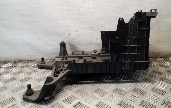 Volkswagen Sharan Battery tray 1K0915333