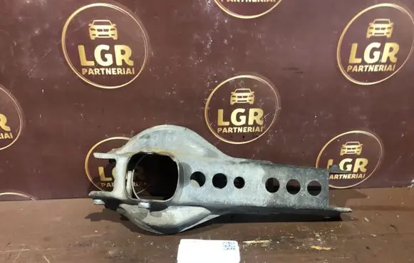Volvo V70 Rear upper control arm/wishbone