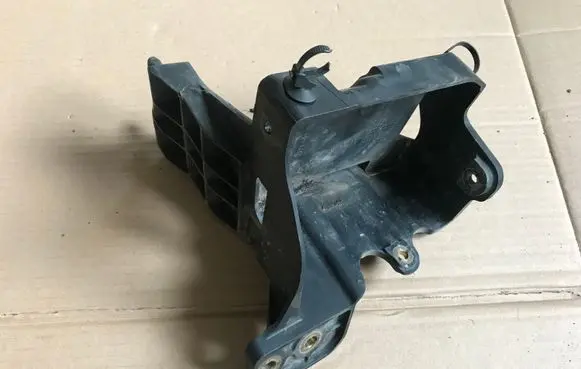 Opel Zafira C ABS pump bracket 13347074 329510614