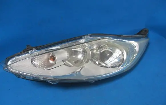 Ford Fiesta Headlight/headlamp