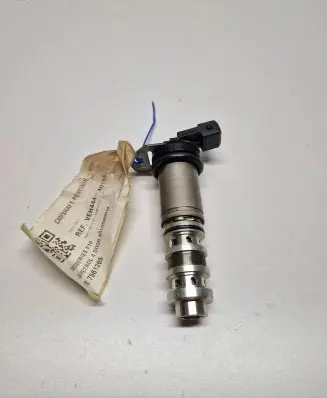 BMW 7 F01 F02 F03 F04 Camshaft vanos timing valve 7561265 1146