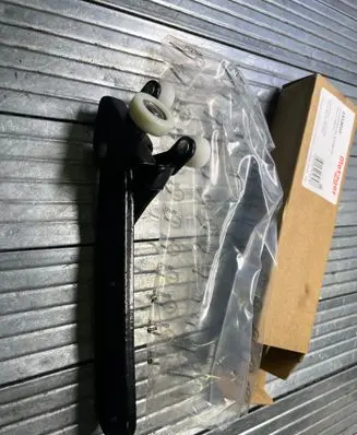 Mercedes-Benz Sprinter W906 Sliding door lower roller guide/hinge 2K0843398B 2310010 4250032