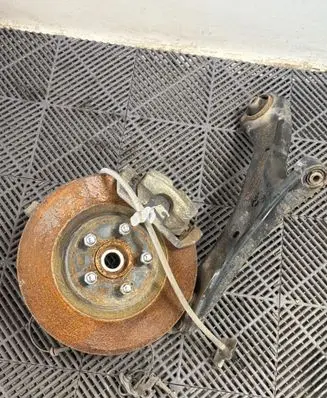 KIA EV6 Front wheel hub spindle knuckle 