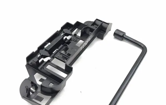 Peugeot 5008 II Wheel nut wrench 9818516480 9824003180