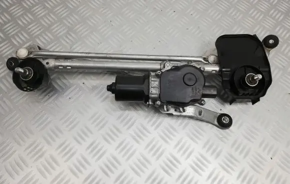Infiniti Q50 Front wiper linkage and motor
