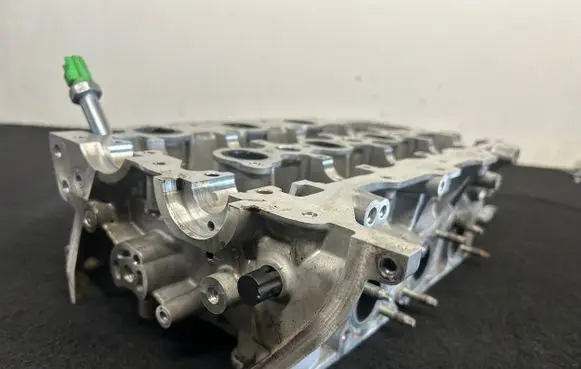 Land Rover Range Rover Sport L320 Engine head PM9X20 6C064DA