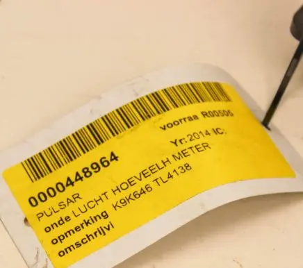Nissan Qashqai Mass air flow meter 8200682558B