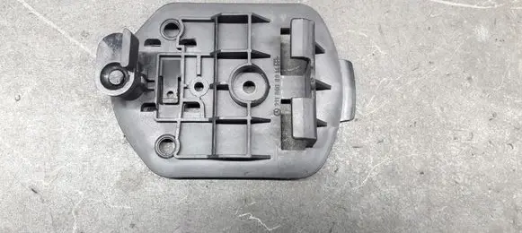Mercedes-Benz C W204 Radiator mount bracket 2118900814