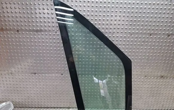 Fiat Ducato Front door window glass four-door S26337618 1363017080