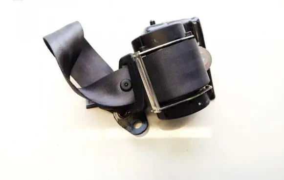 Opel Astra J Rear seatbelt 616569200c f13443562