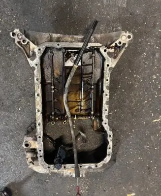 Oil sump