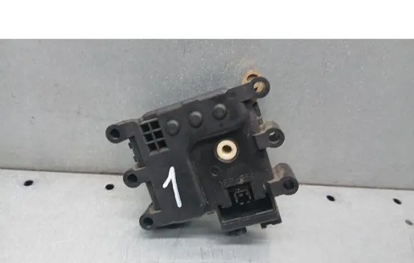 Mazda 6 Coolant heater control valve 