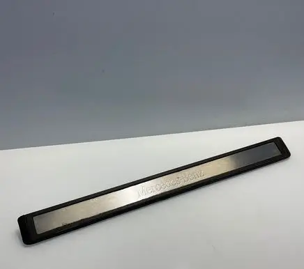 Mercedes-Benz E W211 Side skirt front trim A2116801435 2116801435