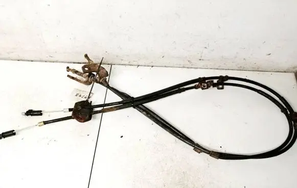 Gear shift cable linkage