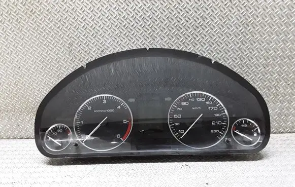 Peugeot 407 Speedometer (instrument cluster) 9646465480