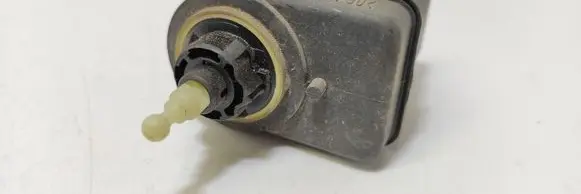 Renault 19 Headlight level adjustment motor 