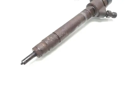 Volvo XC90 Fuel injector 30750283 0445110251