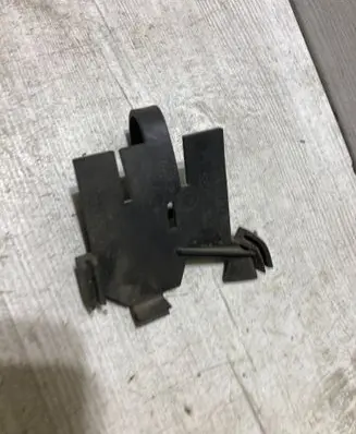BMW X1 F48 F49 Other engine bay part 7477555