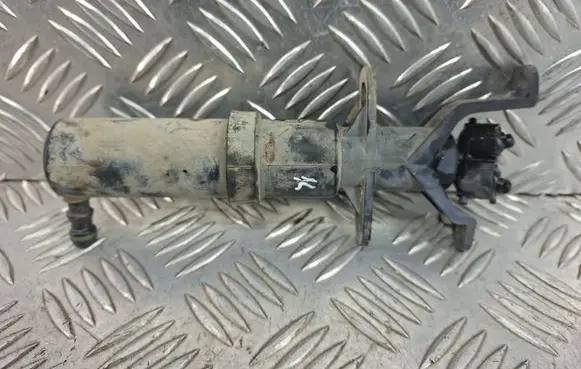 Ford Galaxy Headlight washer spray nozzle 7M3955978