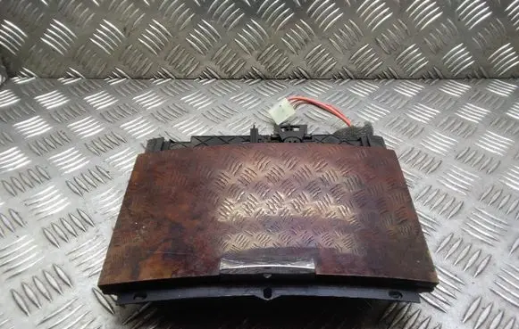 Ashtray (front)