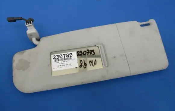 Volkswagen Polo III 6N 6N2 6NF Sun visor