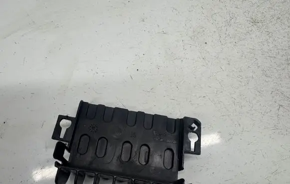 Tesla Model S Other exterior part 101327300C