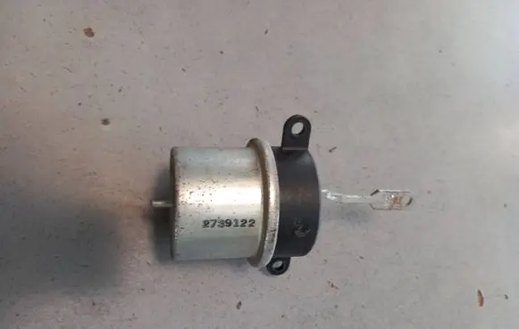 Ford Mondeo MK II Electric throttle body valve 2739122
