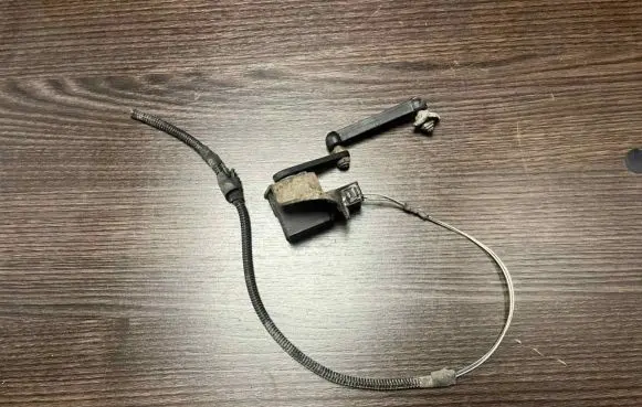 Headlight/headlamp level sensor