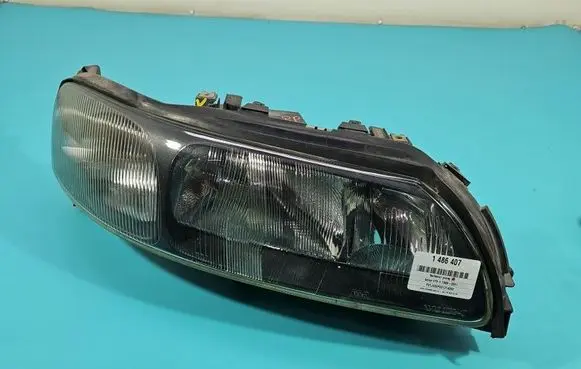 Volvo V70 Headlight/headlamp 8620687 IMPRK1486407