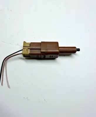 Renault Kadjar Brake pedal sensor switch 