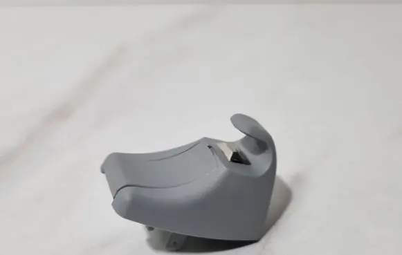 Sun visor clip/hook/bracket