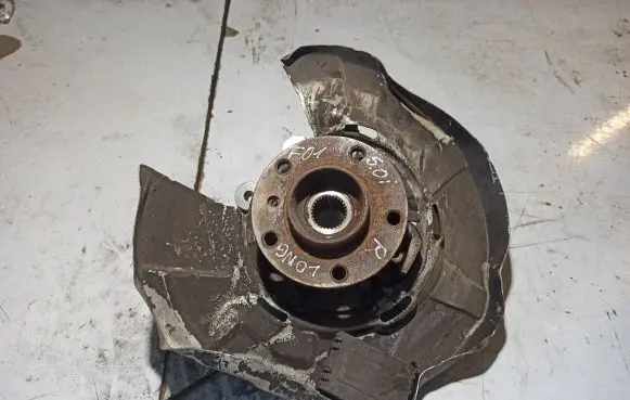 BMW 7 F01 F02 F03 F04 Rear wheel hub