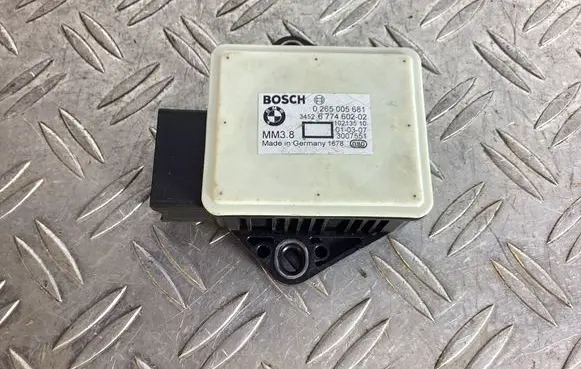 BMW X5 E70 ESP acceleration yaw rate sensor 0265005681 34526774602